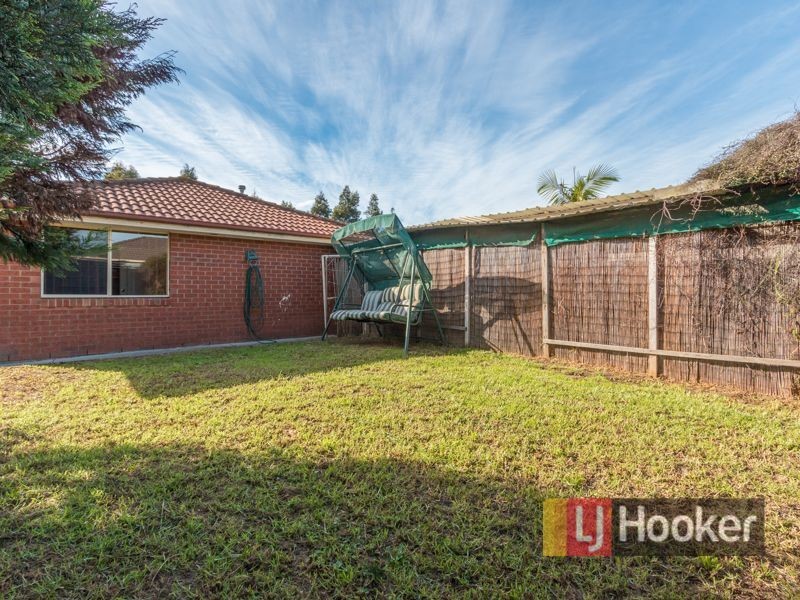 26 Allemby Drive, Cranbourne West VIC 3977