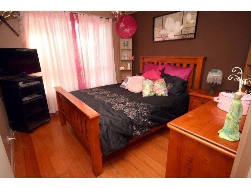 16 Clarendon Street, Cranbourne VIC 3977