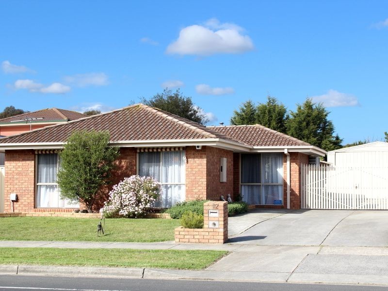 12 Lonsdale Crescent, Cranbourne North VIC 3977