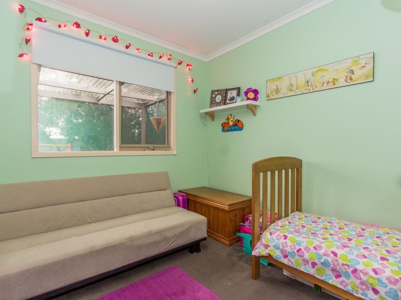 7 Maltravers Crescent, Cranbourne North VIC 3977