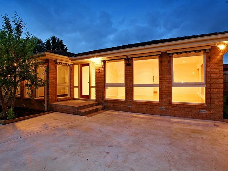 3 Ellaswood Court, Hampton Park VIC 3976