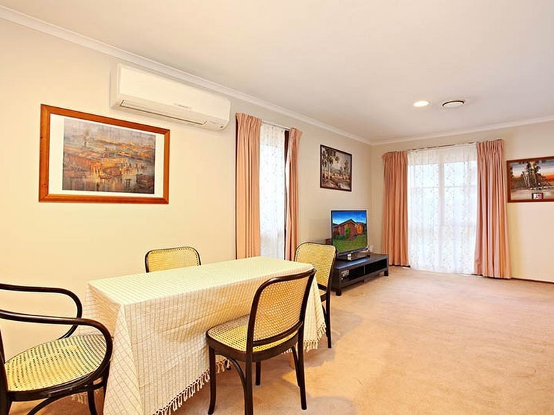 1 Weeden Crescent, Hallam VIC 3803