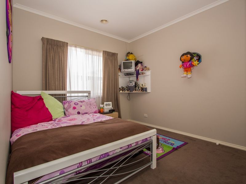 11 Carinya Court, Cranbourne North VIC 3977