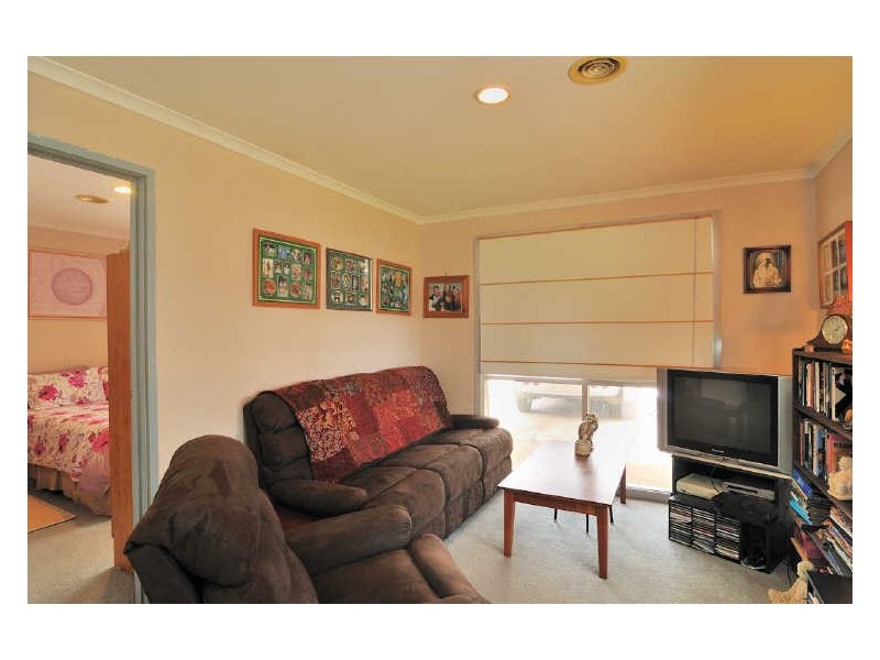 151 Courtenay Avenue, Cranbourne VIC 3977