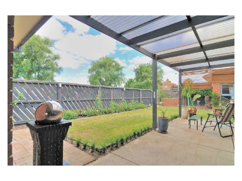 151 Courtenay Avenue, Cranbourne VIC 3977