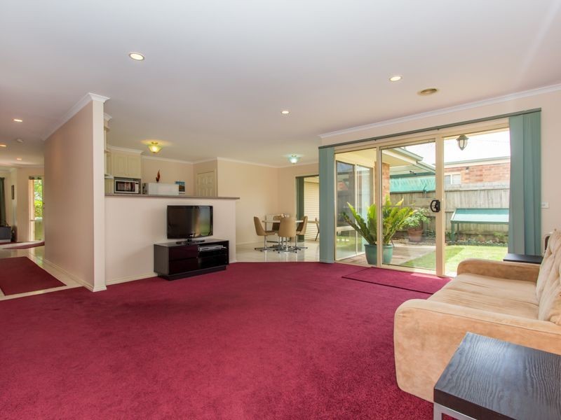 1 Marley Mews, Cranbourne East VIC 3977