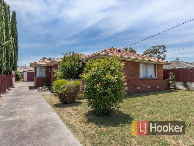 23 Evelyne Avenue, Cranbourne VIC 3977