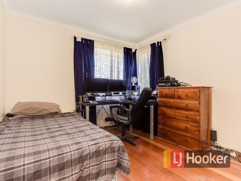 23 Evelyne Avenue, Cranbourne VIC 3977