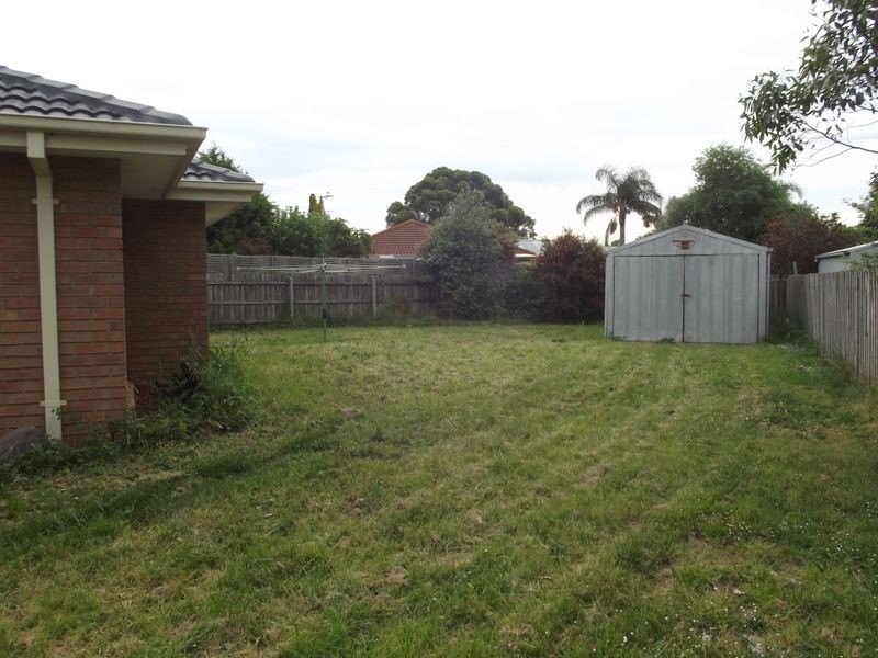 19 Elda Court, Cranbourne North VIC 3977