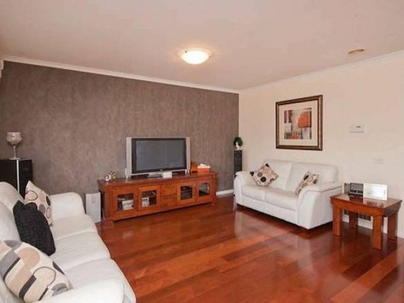 29 Banyalla Drive, Cranbourne VIC 3977