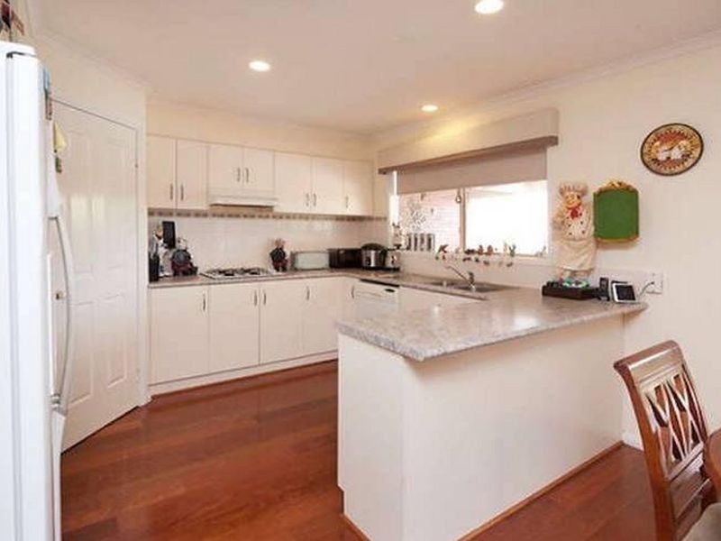 29 Banyalla Drive, Cranbourne VIC 3977
