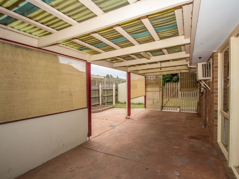 3 Bates Street, Cranbourne West VIC 3977