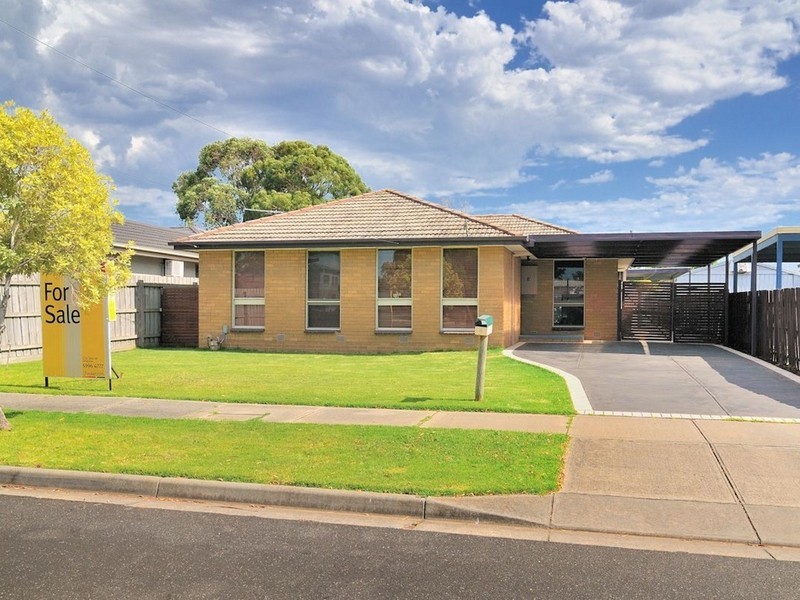 6 Ardmore Street, Cranbourne VIC 3977