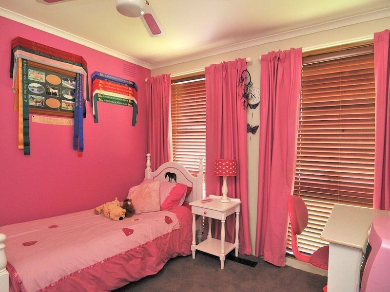 6 Ardmore Street, Cranbourne VIC 3977