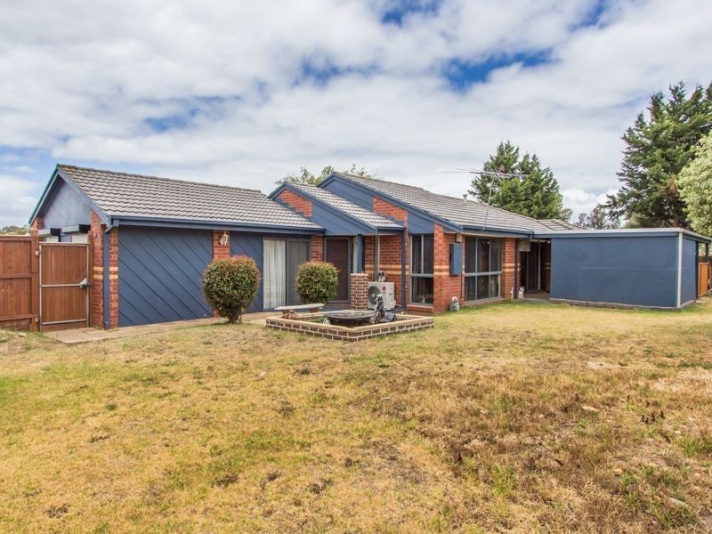 5 Franks Way, Cranbourne North VIC 3977