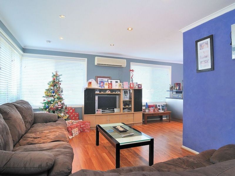 13 Dunbar Avenue, Cranbourne VIC 3977