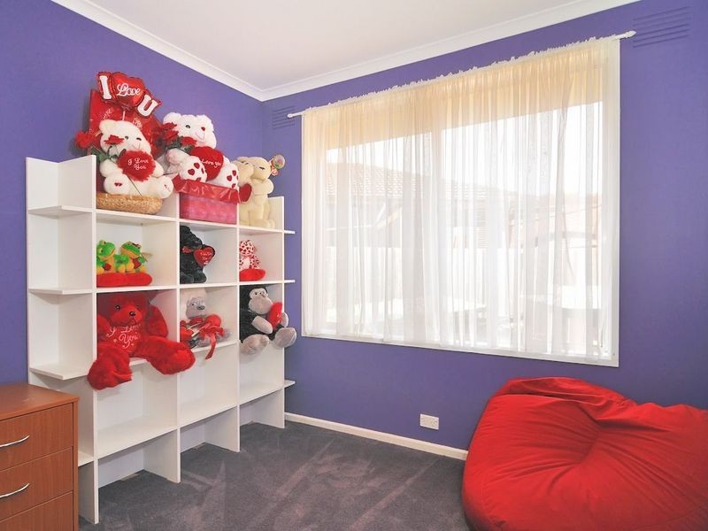 13 Dunbar Avenue, Cranbourne VIC 3977