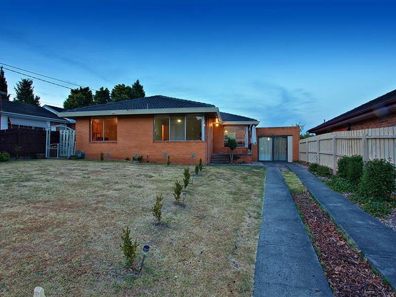 13 Teal Court, Dandenong North VIC 3175