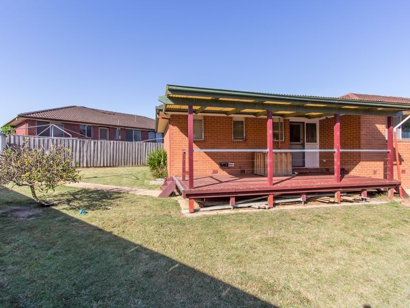 13 Dunbar Avenue, Cranbourne VIC 3977