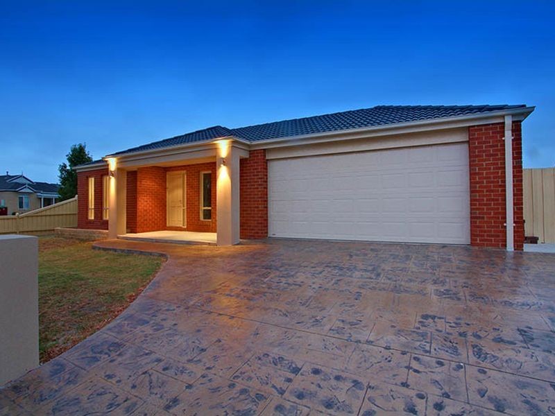 37 Lockwood Rise, Lynbrook VIC 3975