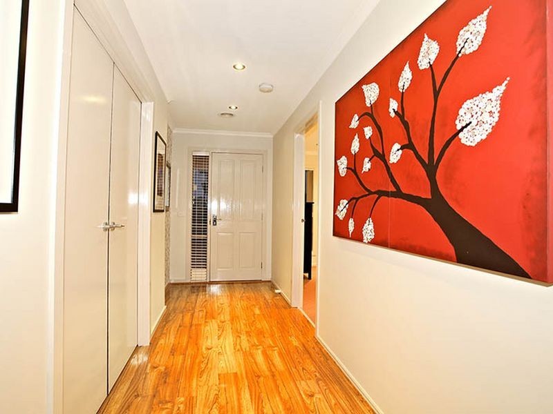 37 Lockwood Rise, Lynbrook VIC 3975