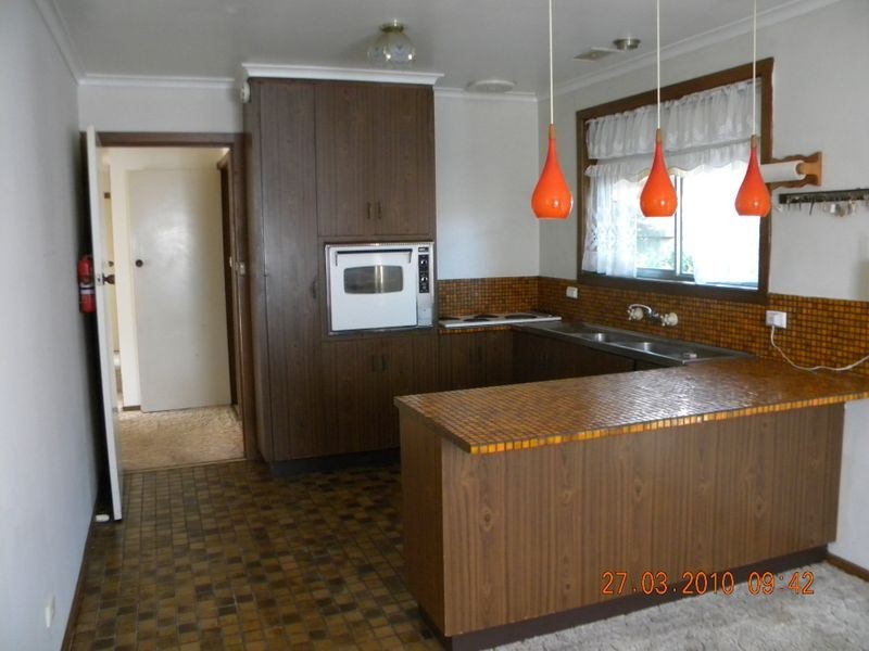 52 Cochrane Street, Cranbourne VIC 3977