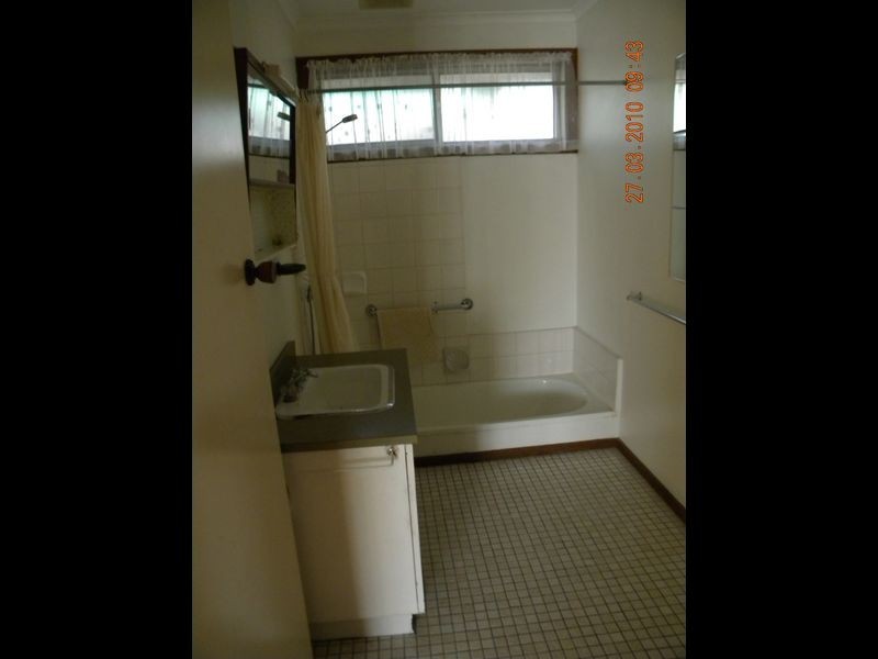 52 Cochrane Street, Cranbourne VIC 3977