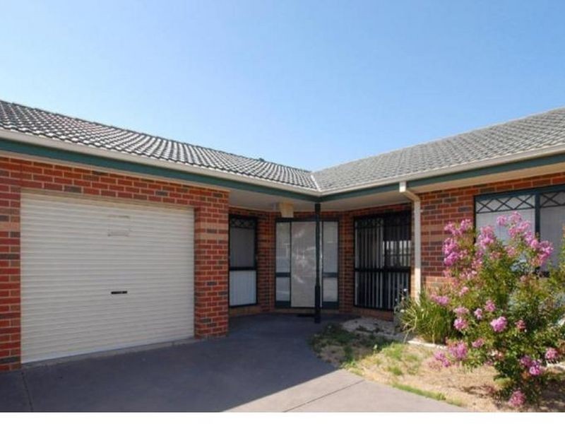 3/28-30 Childers Street, Cranbourne VIC 3977