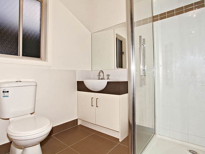 7 Perry Circuit, Cranbourne North VIC 3977