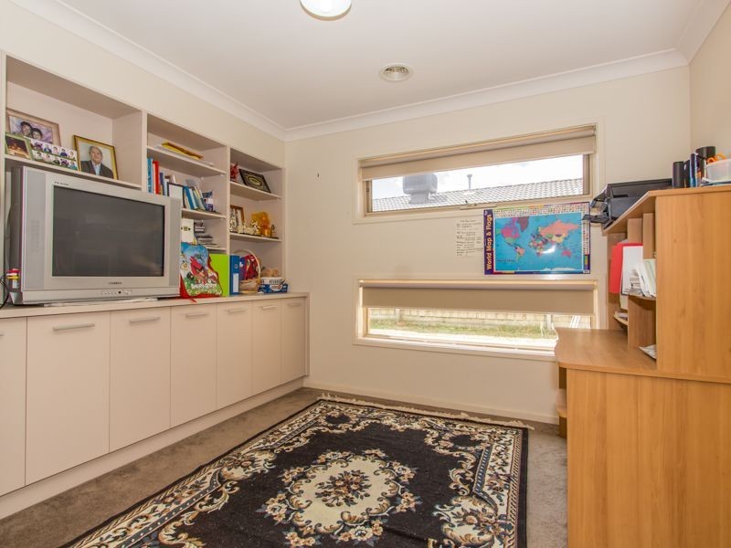 22 Violet Way, Cranbourne VIC 3977