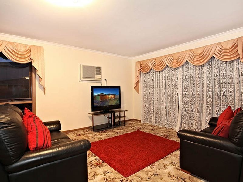 Cranbourne North VIC 3977