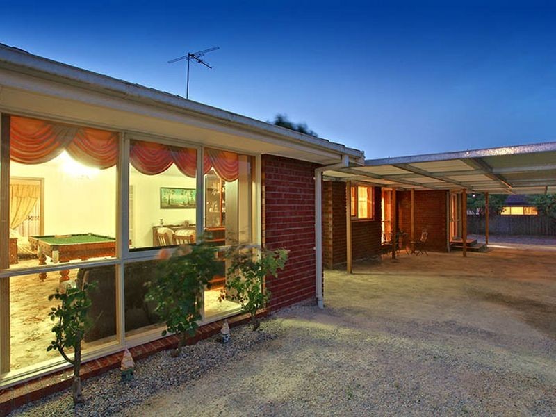 Cranbourne North VIC 3977