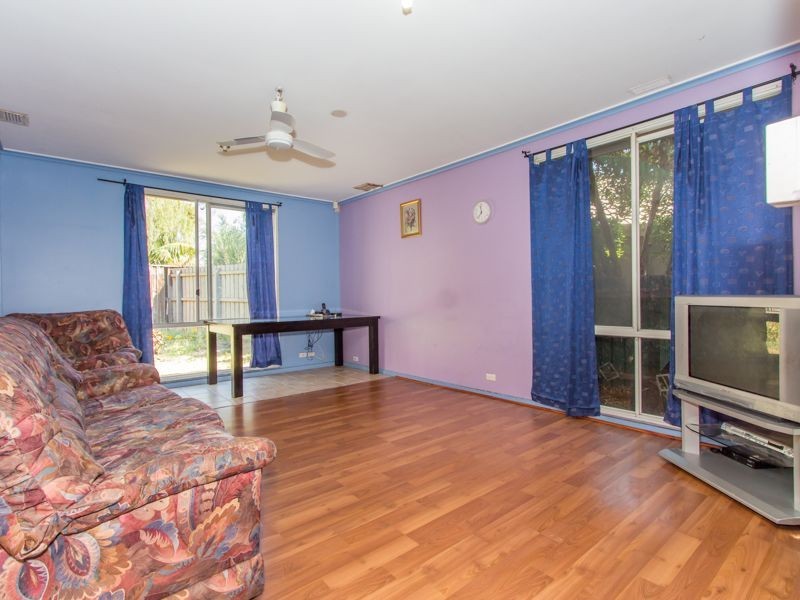 5 Fairbairn Road, Cranbourne VIC 3977