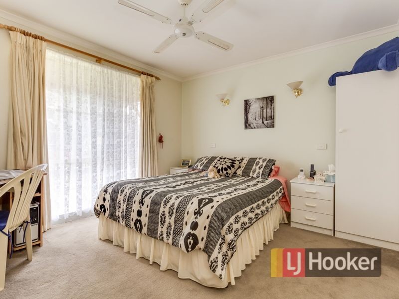 7 Friendship Close, Cranbourne West VIC 3977