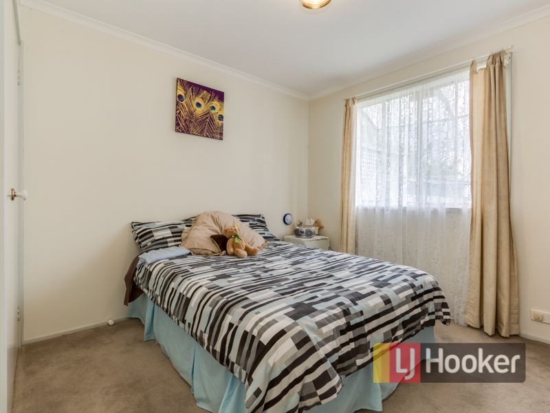 7 Friendship Close, Cranbourne West VIC 3977