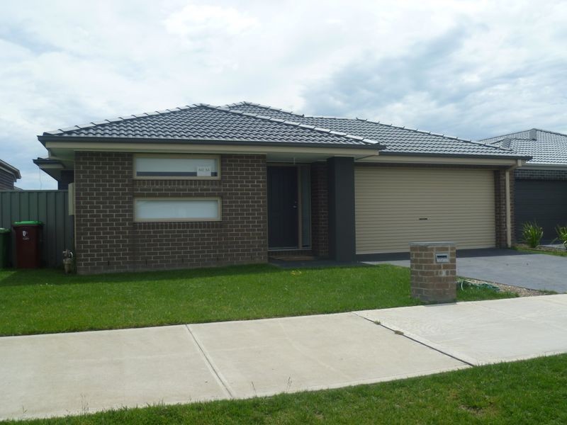 54 Bradford Drive, Cranbourne VIC 3977