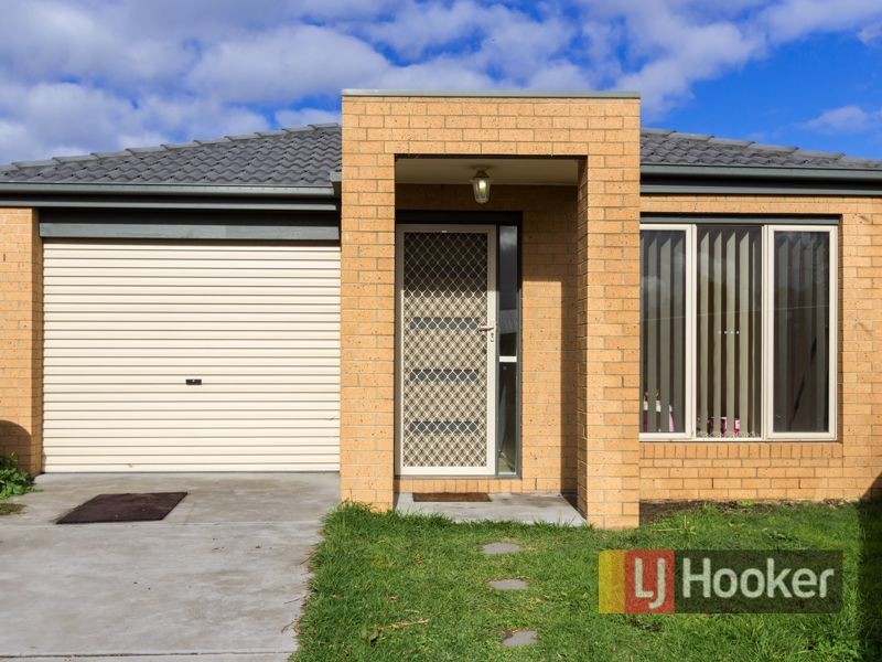 5B Faith Court, Cranbourne West VIC 3977