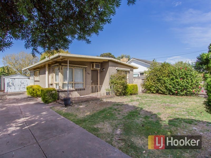 24 Taylor Street, Cranbourne VIC 3977