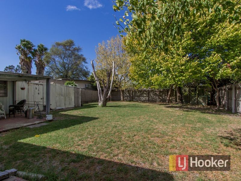 24 Taylor Street, Cranbourne VIC 3977