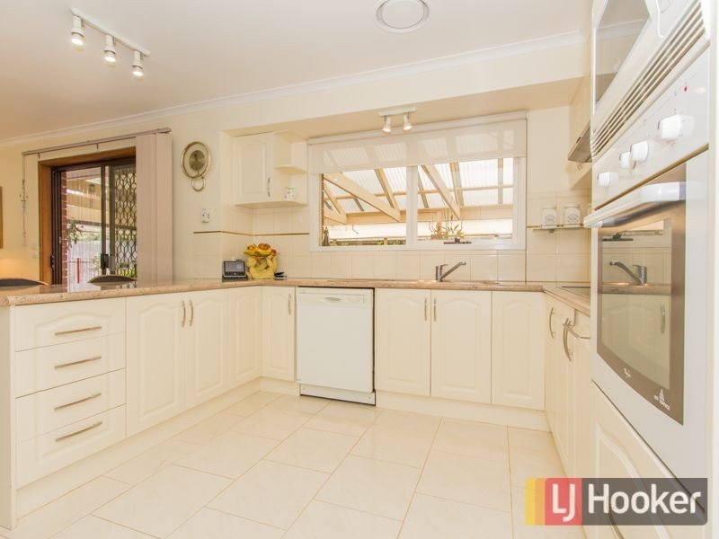 11 Roma Avenue, Cranbourne VIC 3977