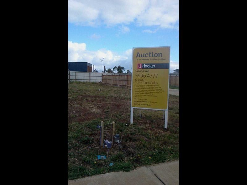 18 Copernicus Circuit, Cranbourne West VIC 3977