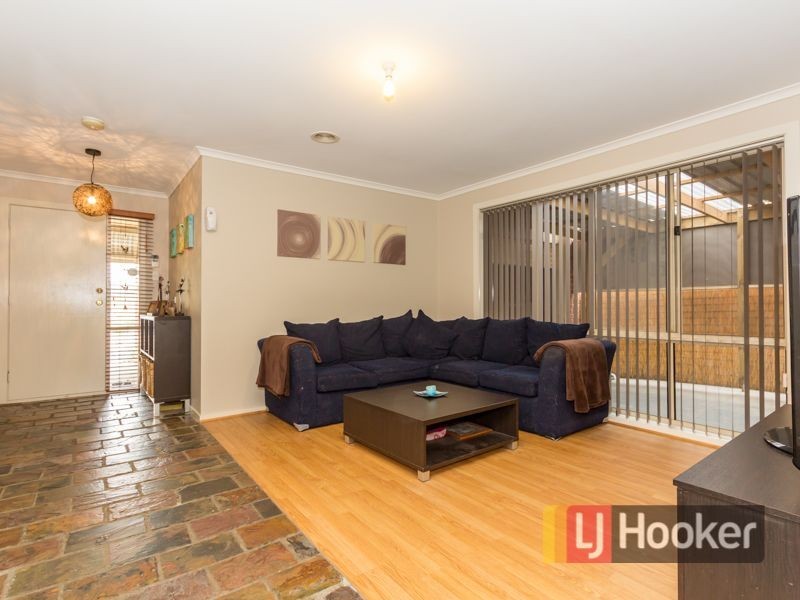 48 Bernborough Avenue, Cranbourne West VIC 3977