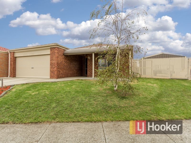 48 Bernborough Avenue, Cranbourne West VIC 3977