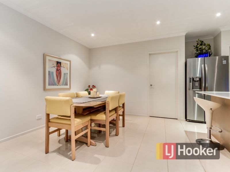 16 William Thwaites Boulevard, Cranbourne North VIC 3977