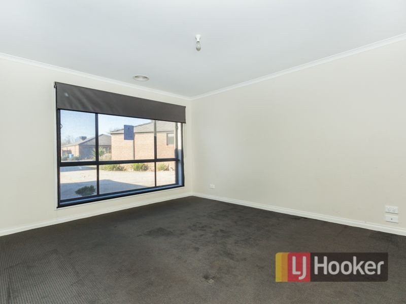 4/21 Elizabeth Street, Cranbourne North VIC 3977