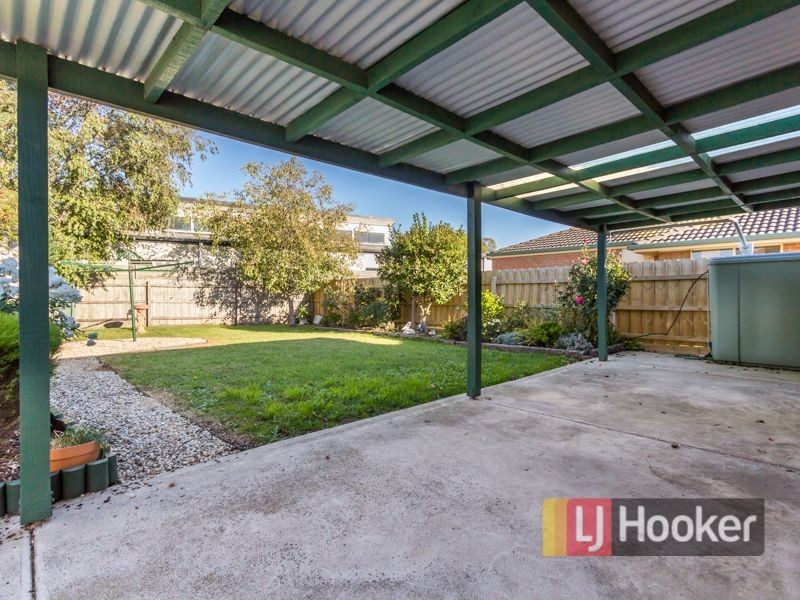 9 Isaac Court, Cranbourne West VIC 3977