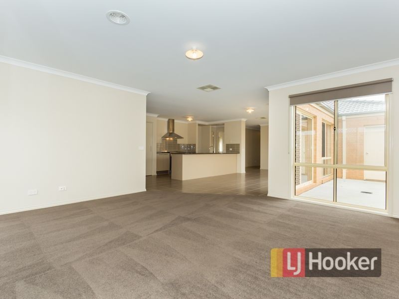 59 John Russell Road, Cranbourne VIC 3977