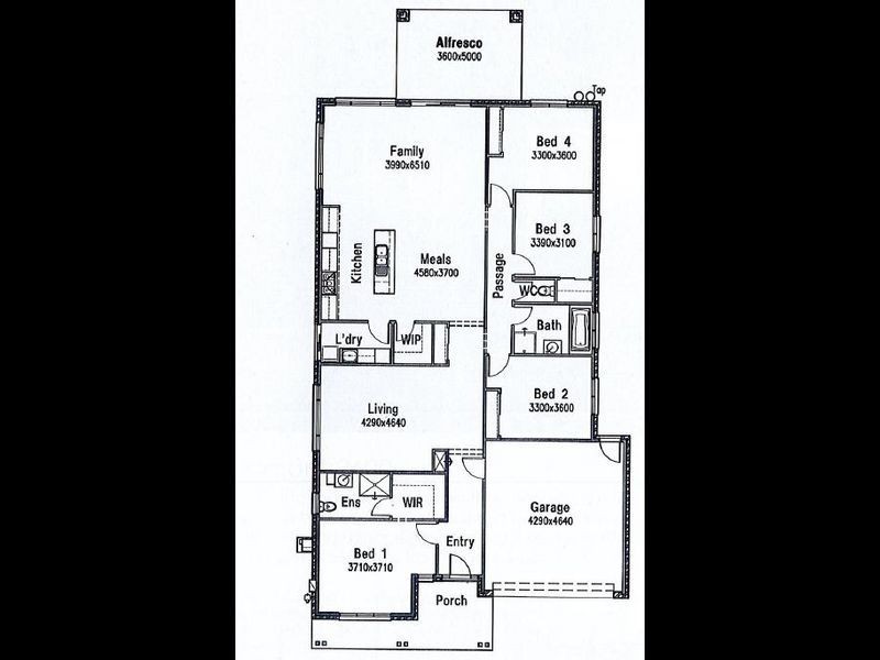 32 Mountainview Boulevard, Cranbourne North VIC 3977