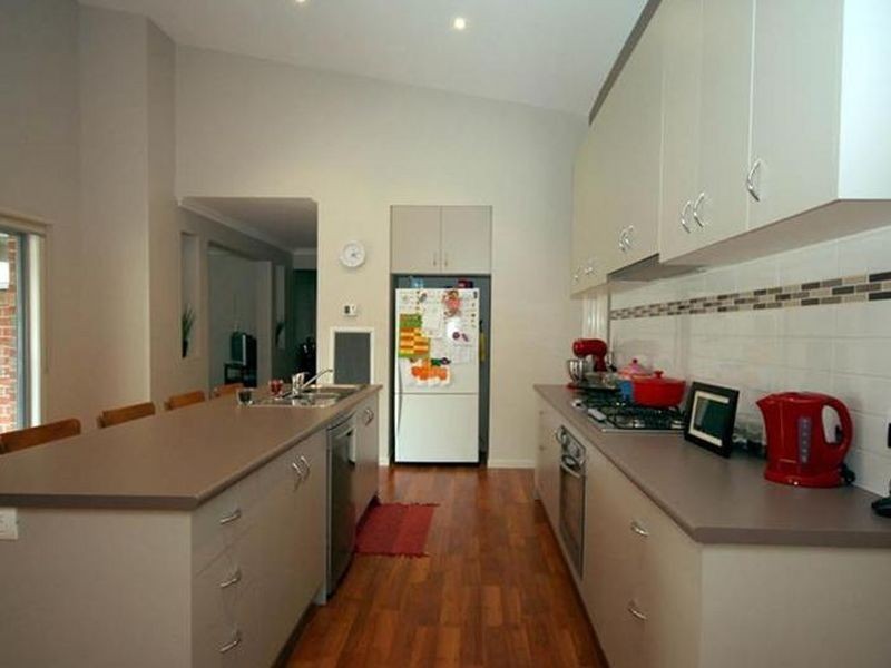 25 McCallum Drive, Cranbourne East VIC 3977