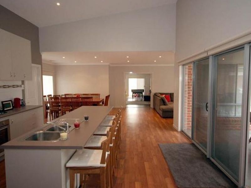 25 McCallum Drive, Cranbourne East VIC 3977